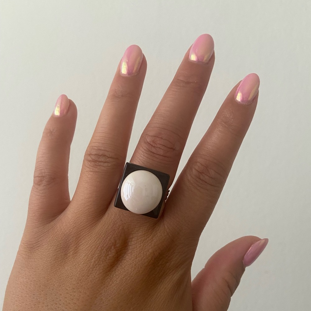 Acrylic pearl white and black art deco ring, adjustable size